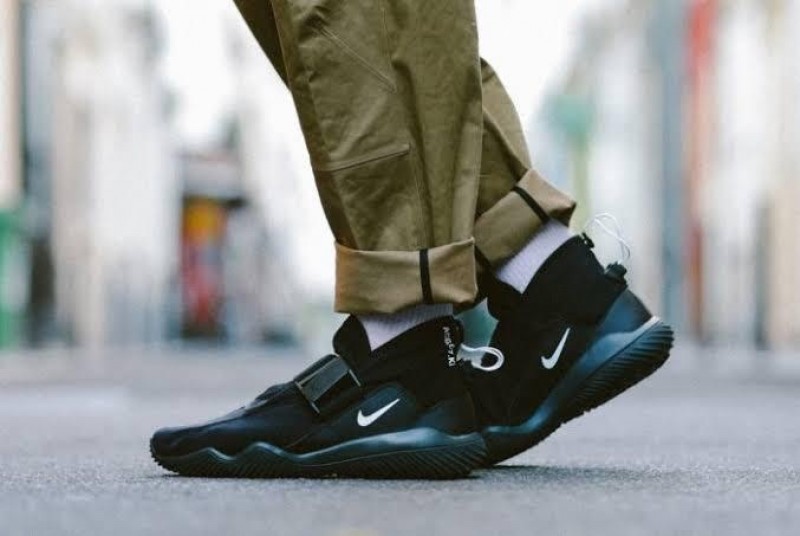 nike acg komyuter black
