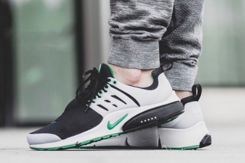 the shoe factory :: Mens Womens Nike Air Presto Essential Black Pine Green