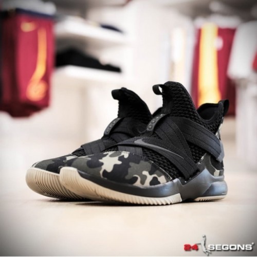 soldier 12 camo