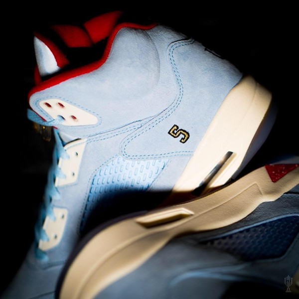 trophy room x air jordan 5 retro ice blue