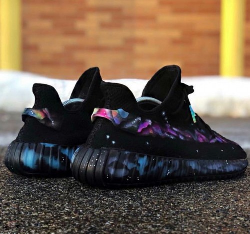 yeezy 350 galaxy