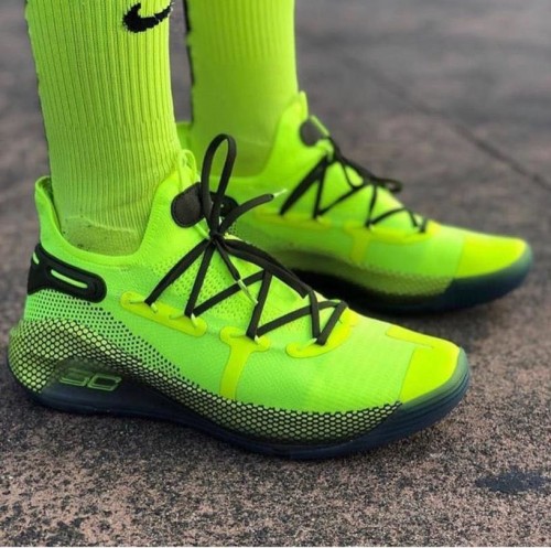curry 6 neon