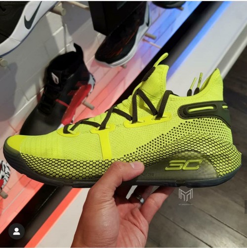 curry 6 neon