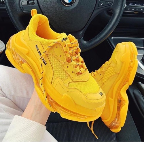 balenciaga triple s clear sole yellow