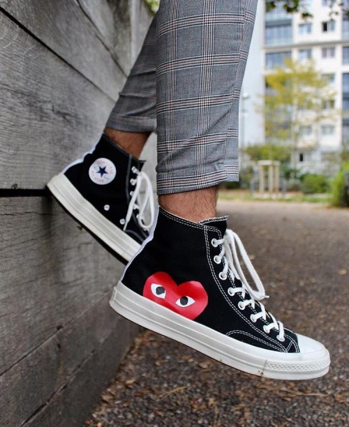 comme des garçons converse black