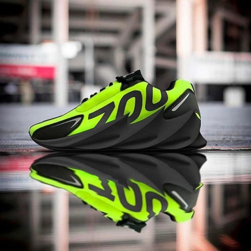 yeezy boost 700 shark