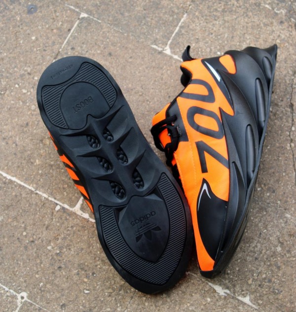 adidas yeezy boost shark