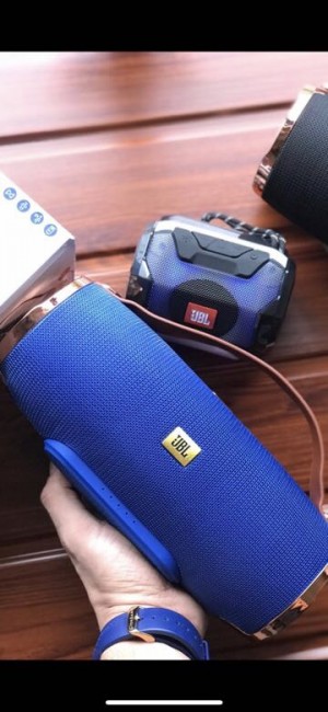 jbl r8  price