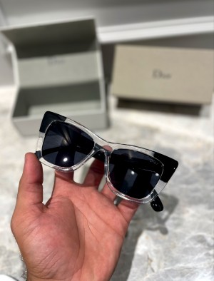Dior ladies cat eye big for her