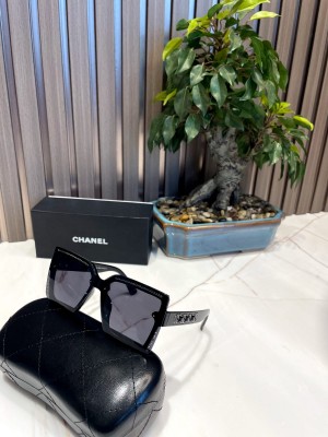 chanel ladies black