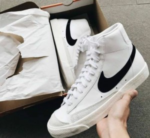 retrosole