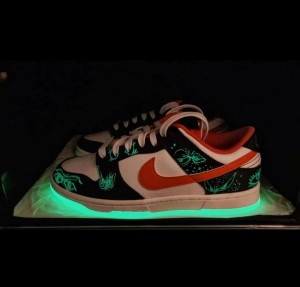 Nik SB dunk Low PRM Halloween FIXED no CD