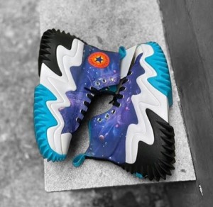 run star motion x space jam womens with stock x kit