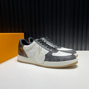 louis Vuitton Lv Rivoli Sneaker Low fixed no cd