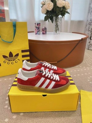 adida_s x Gucci gazelle