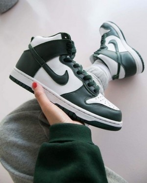 sb dunk high spartan green fix 