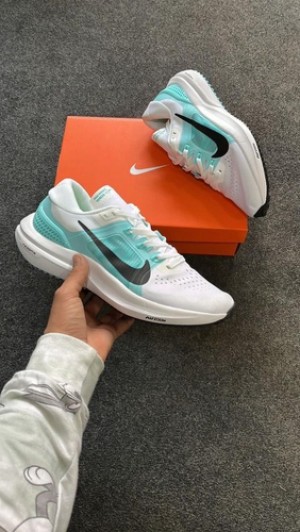 Nikee Zoom Vomero 15 Dark Skyblue