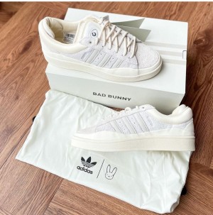 Adidasss campus moon x bad bunny cloud white