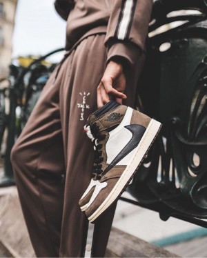 AIR JORDAN 1 X TRAVIS SCOOT HIGH BROWN