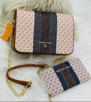 Michael_Kors_Flap_Bag_With_Wallet_and_Original_Box_Packing