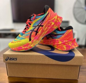Asic_s Novablast 3 injection color