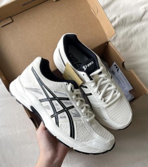 Asicss gel contend 4 cream black Fix 