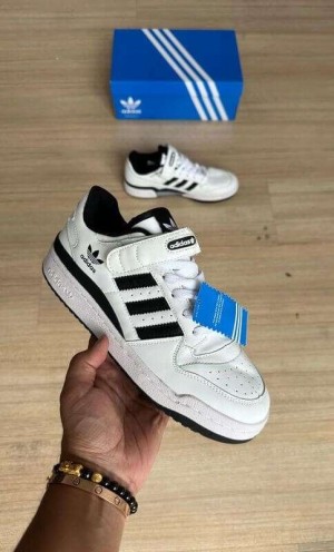 Adidass Original Forum Low Black and White women s shoes