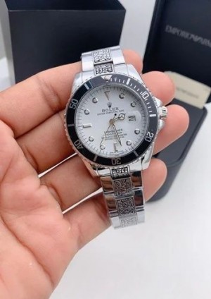 Role_x oyster perpetual date just 