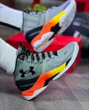 Under Armour Curry 2 Retro Iron Sharpens