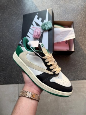 Nikee Air Jordan 1 Travis scott Pine Green SEMI UA