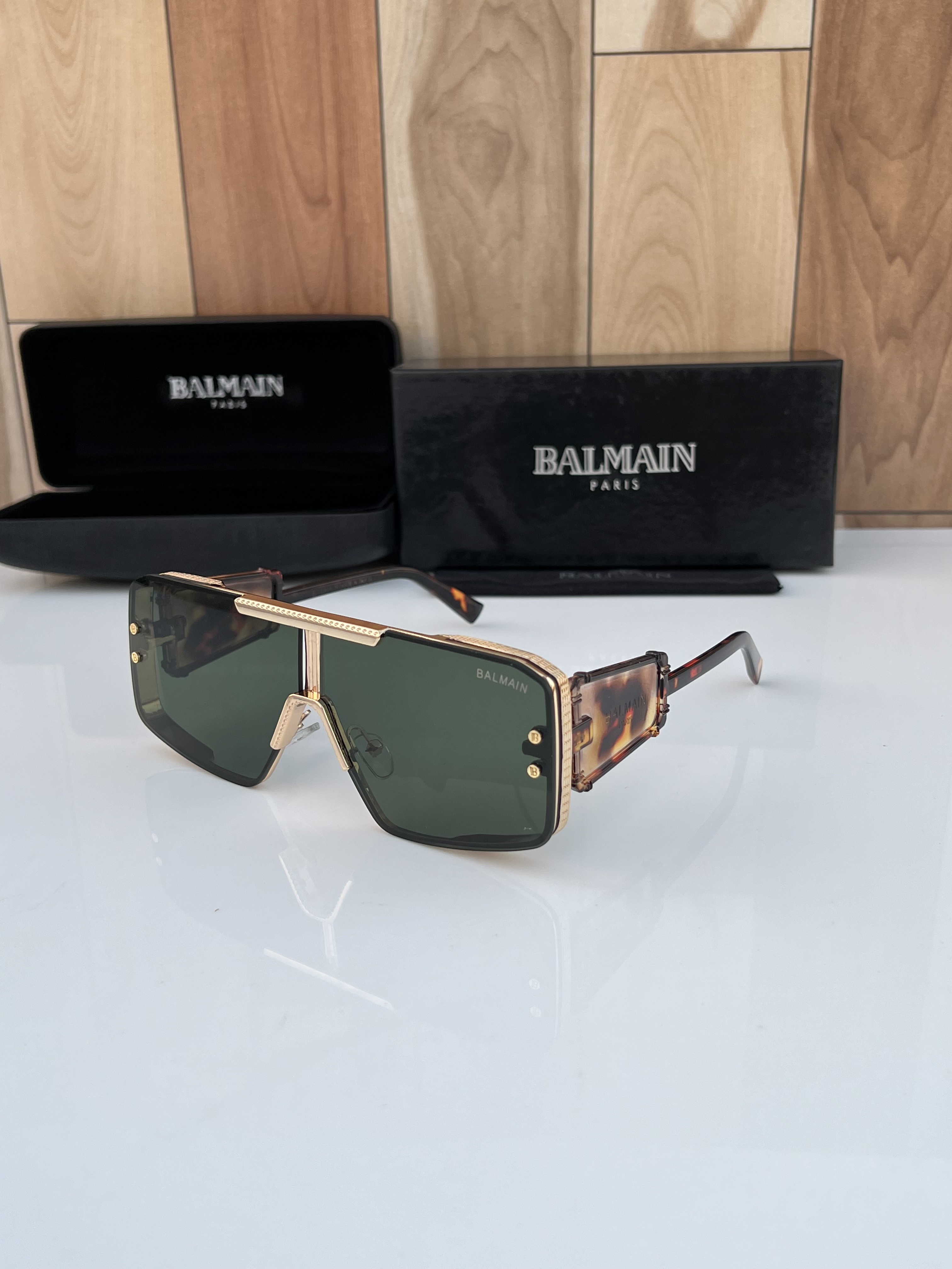 Balmain_98196_gold_green