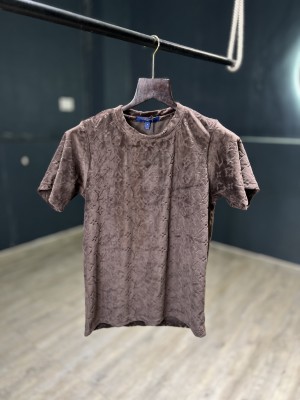 LOUIS VUITTO N PREMIUM MONOGRAM EMBOSSED TSHIRT