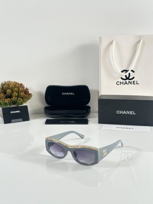 Chanel_WMNS_8316_Grey