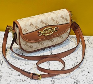 COACH_Harley_signature_cross_body_bag_with_Box_873