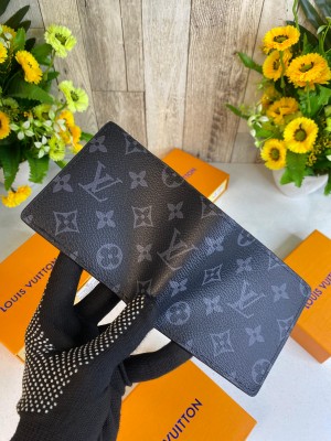 LOUIS_VUITTON MONOGRAM WALLET WID OG BOX DUST BAG 52