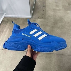 Balenciag_a x s triple s blue