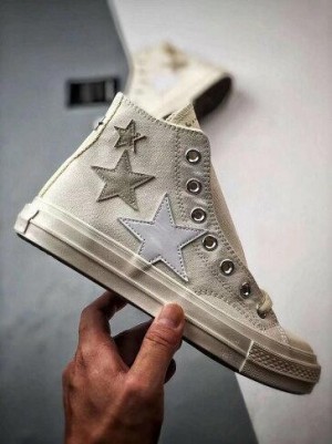 Converssee Chuck 70 High Stars fixed