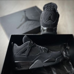 Jordan 4 Black Cat Semi Ua