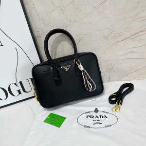 PRADA_Saffiano_Signature_Hand_Bag_889