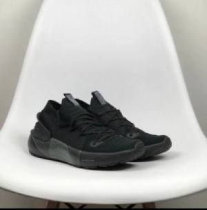 Under Armour Hovr Phantom 3 All Black
