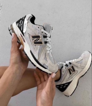 New Balance 1906r Protection Pack Reflection