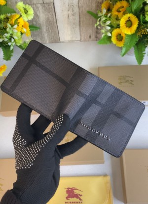 BURBERR_Y WALLET WID OG BOX DUST BAG CARD 97