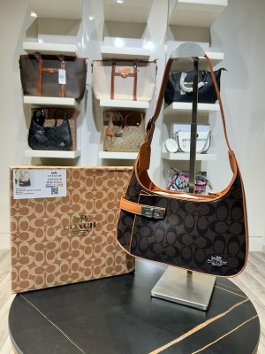 COACH_Premium_Shoulder_Bag_with_Box_909