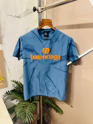 Sale.BALENCIAGA.IMPORTED.ALL.OVER.SPRAY.PRINTED.FRONT.BRAND.LOGO.EMBOSSED.VERY.PREMIUM.ROUND.NECK.TSHIRT.