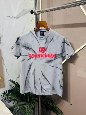 Sale.BALENCIAGA.IMPORTED.ALL.OVER.SPRAY.PRINTED.FRONT.BRAND.LOGO.EMBOSSED.VERY.PREMIUM.ROUND.NECK.TSHIRT.
