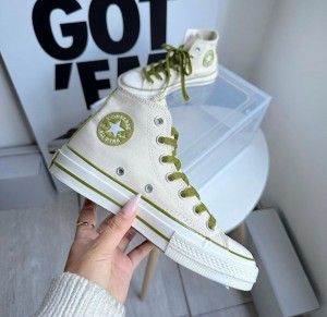 converssee chuck taylor high green cream fixed