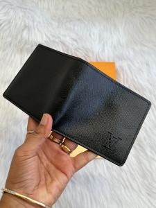 Louis_Vuitton_393_Black_Mens_Wallet_With_OriginalBox_DustCover_Card