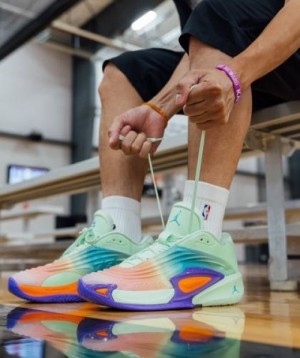 Nik_ee Air jordan Luka 3 Blurred Vision
