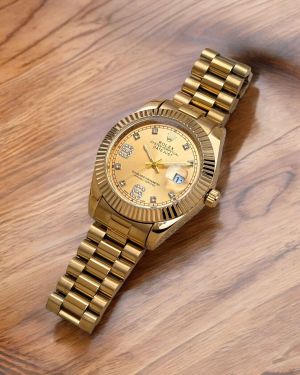 Role_x oyster perpetual date just 