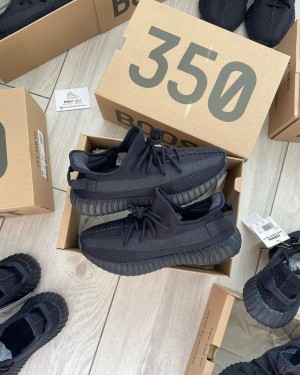 Adidass Yeezy 350 V2 Onyx Black